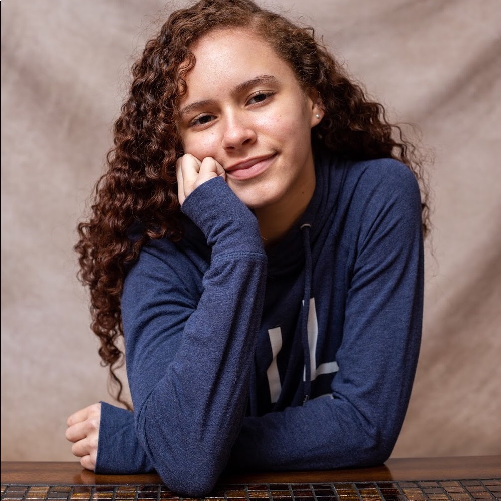 Meet your Posher, Alyssa